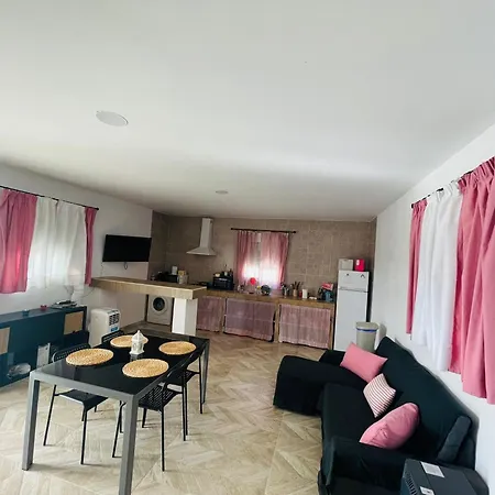 Eterno Apartment *